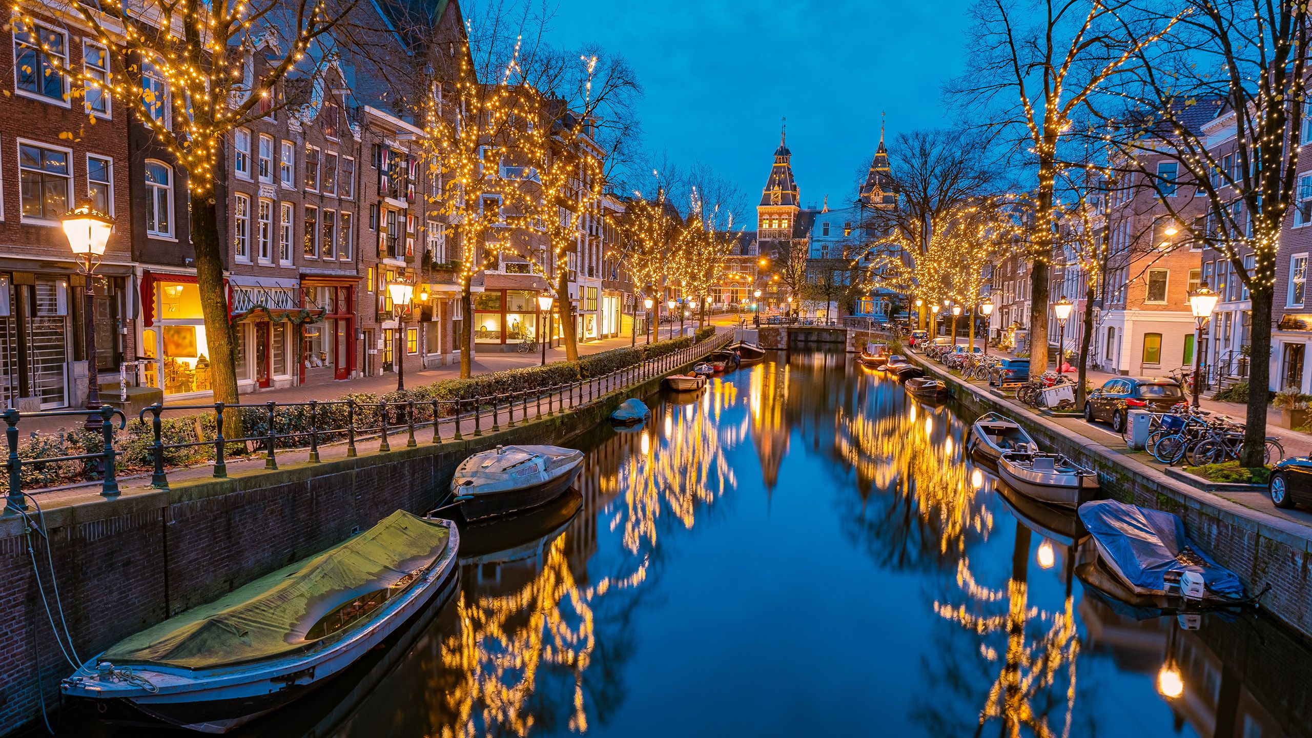 Christmas lights along the canal in Amsterdam